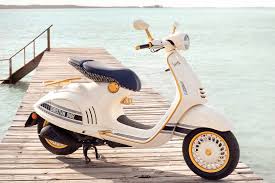 Spring 2021 Vespa 946 Christian Dior