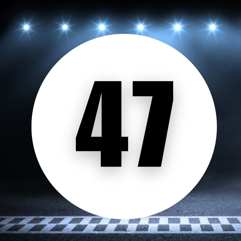 Racing Number Magnets 2pcs Number 47 Circle, 8-18¶©? White Background Black Numbers