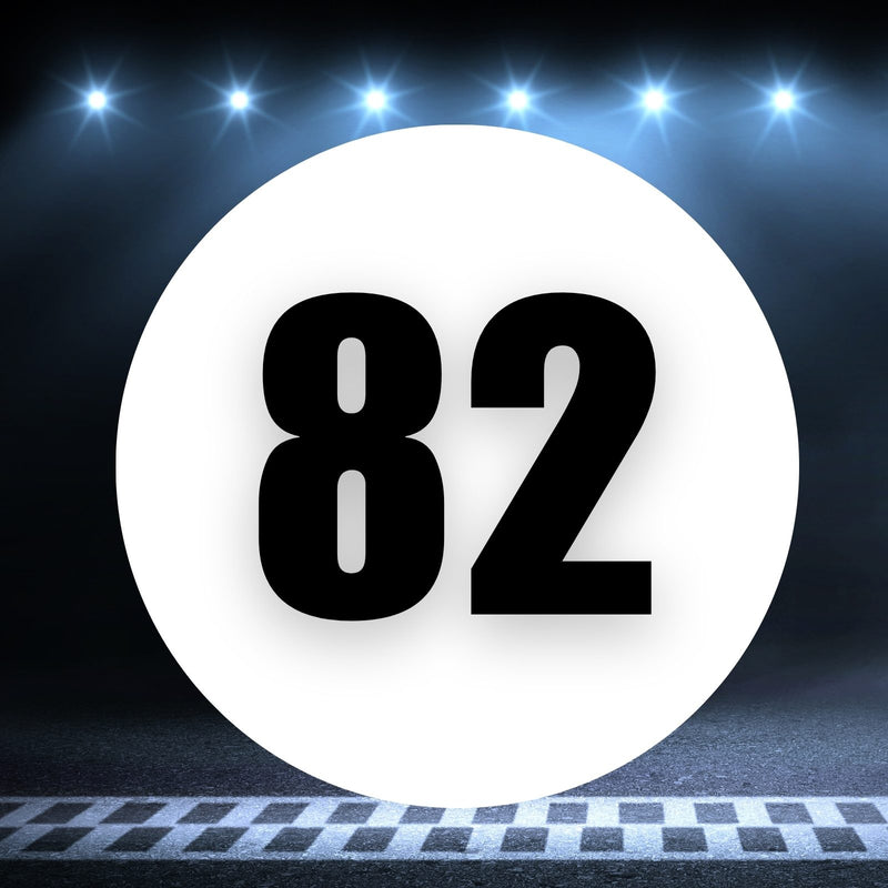Racing Number Magnets 2pcs Number 82 Circle, 8-18¶©? White Background Black Numbers