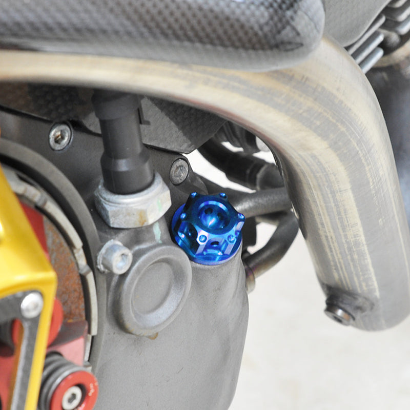 Fit Yamaha YZF R6 R3 R1 R25 MT-07 MT-10 CNC Oil Filler Cap - MC Motoparts