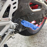 Fit Yamaha FZ1 FZ6 FZ8 MT-09 MT-07 RFIGHT 40mm Extension Front Blue Foot Pegs - MC Motoparts