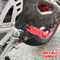 Fits Aprilia Dorsoduro 750 900 Tuono V4R 40mm Extension Rear R-FIGHT Red Foot Pegs